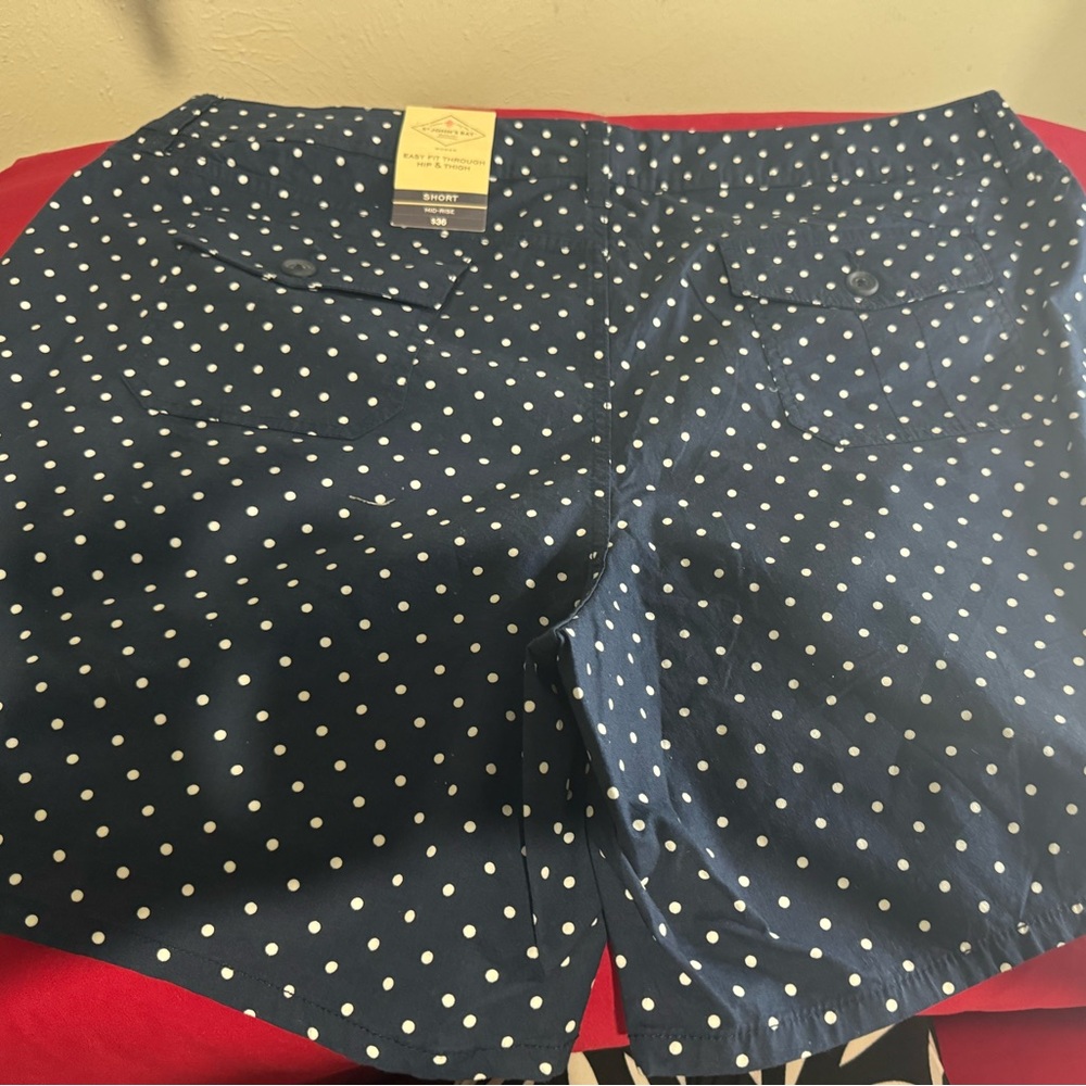 St. John's Bay St Johns Bay Shorts Ladies 20W Navy White Polka Dot Light Weight - Picture 2 of 5